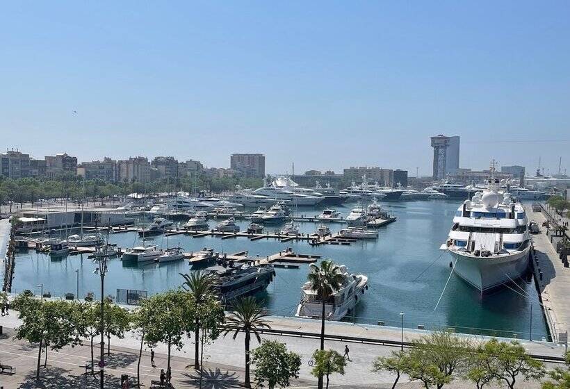 Пансион Som Nit Port Vell