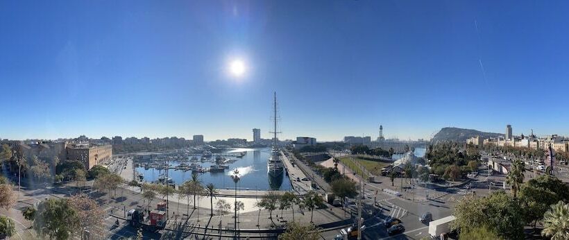 Пансион Som Nit Port Vell