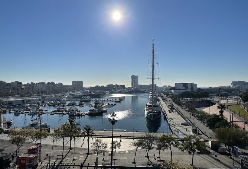 Пансион Som Nit Port Vell