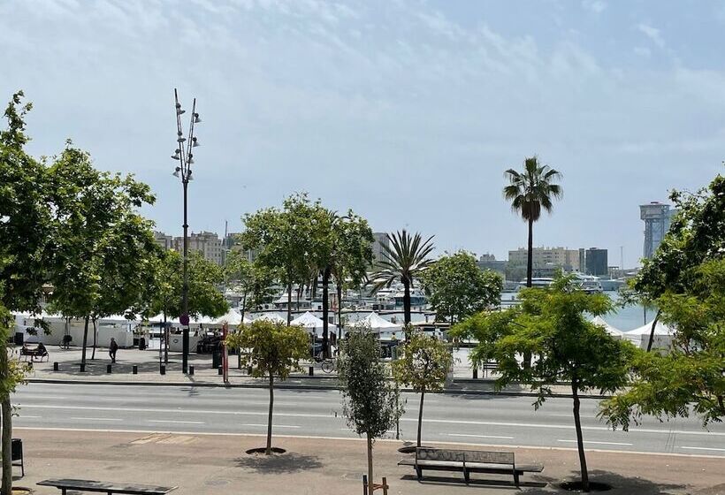 Пансион Som Nit Port Vell