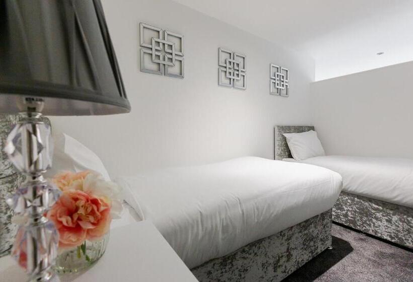 Rst Cumberland Street