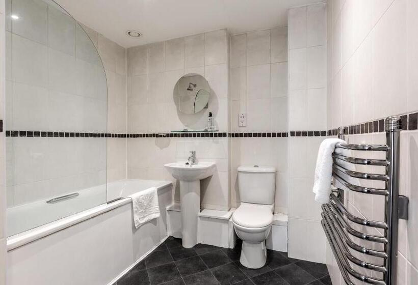 Rst Cumberland Street