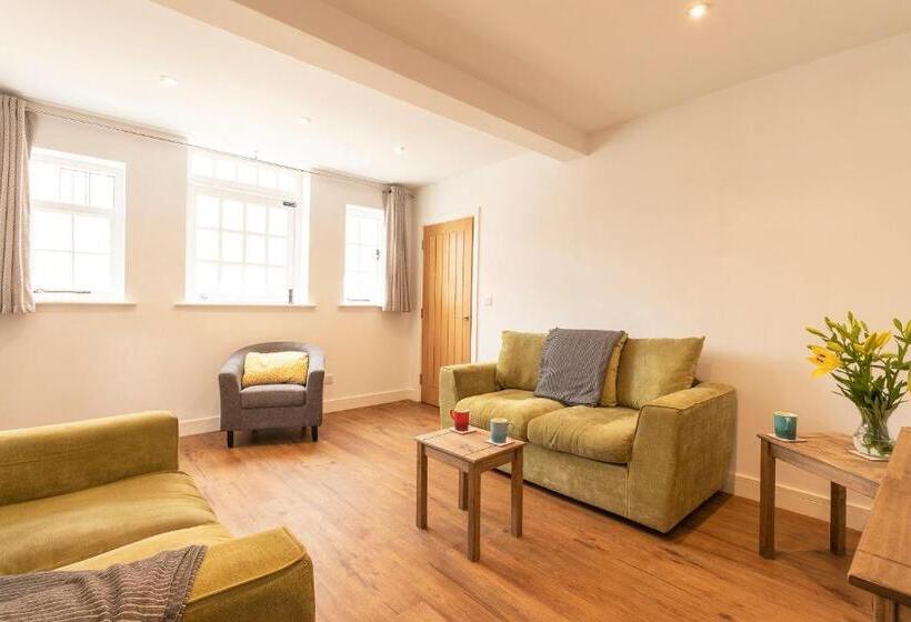 The Olde Coach House