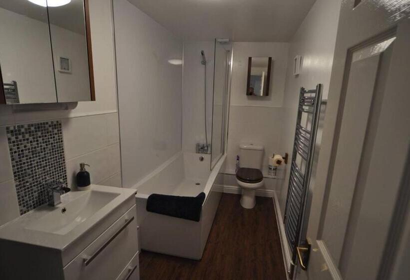 Vista Apartments, Goodrington Beach, Paignton