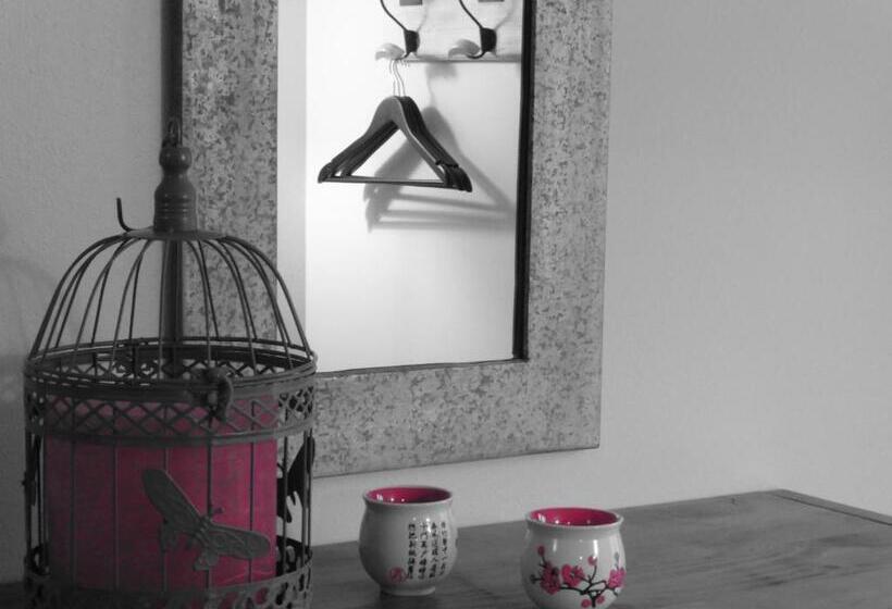 Bed and Breakfast Chambre D Hôtes L Ephémère