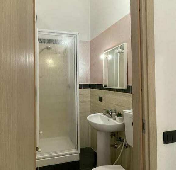 تختخواب و صبحانه Homelink Firenze  The Key