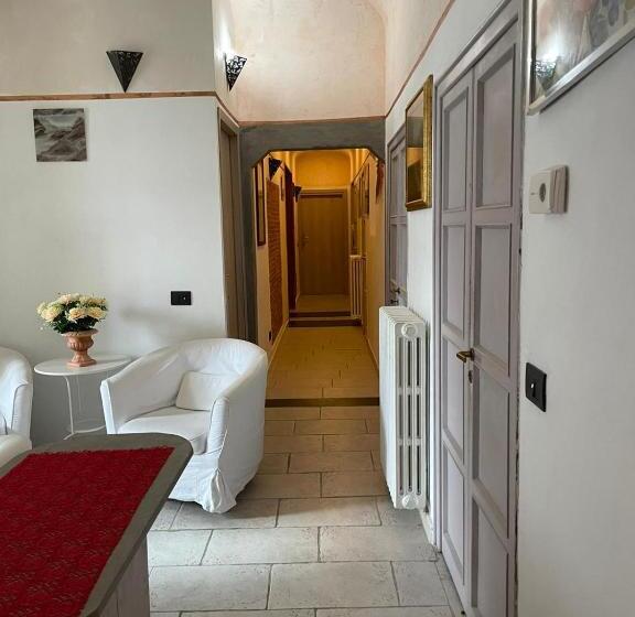 تختخواب و صبحانه Homelink Firenze  The Key