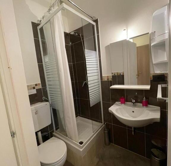 تختخواب و صبحانه Homelink Firenze  The Key