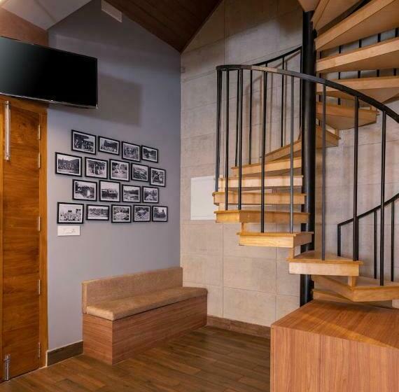 ベッドアンドブレックファースト Thrill Holidays Munnar