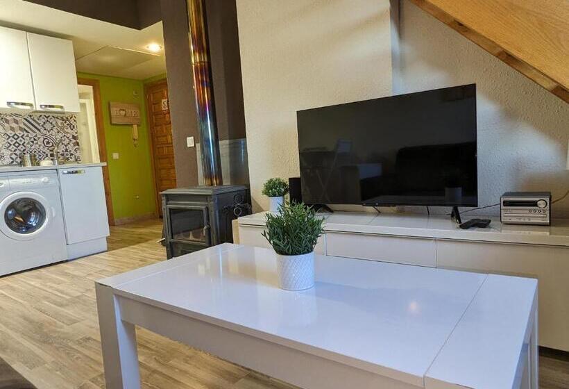 Bonito Y Luminoso Apartamento Con Wifi Aizú   Villanúa