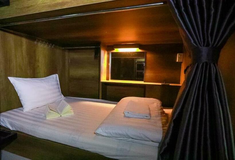 Bui Vien Street Hostel