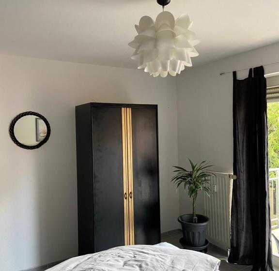 City Apartment #2 Bei Der Porzellan Manufaktur