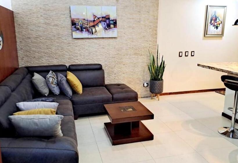 Comoda Suite Centrica Cuenca