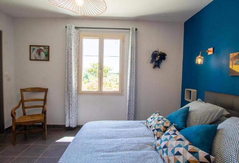 Maison Spacieuse Avec Piscine Chauffée, Grand Jardin Et équipements Bébé En Dordogne   Fr 1 616 267
