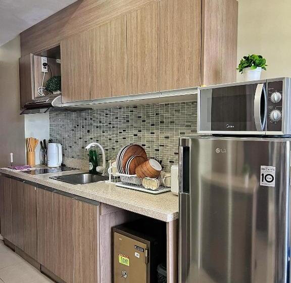 Cozy Condo In The City Center At Horizons 101