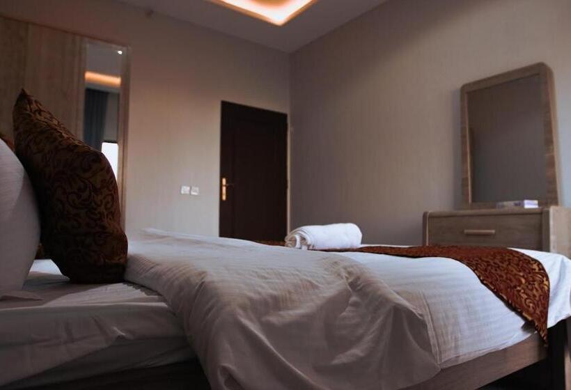 فندق السليمانيه والرمال الزرقاء