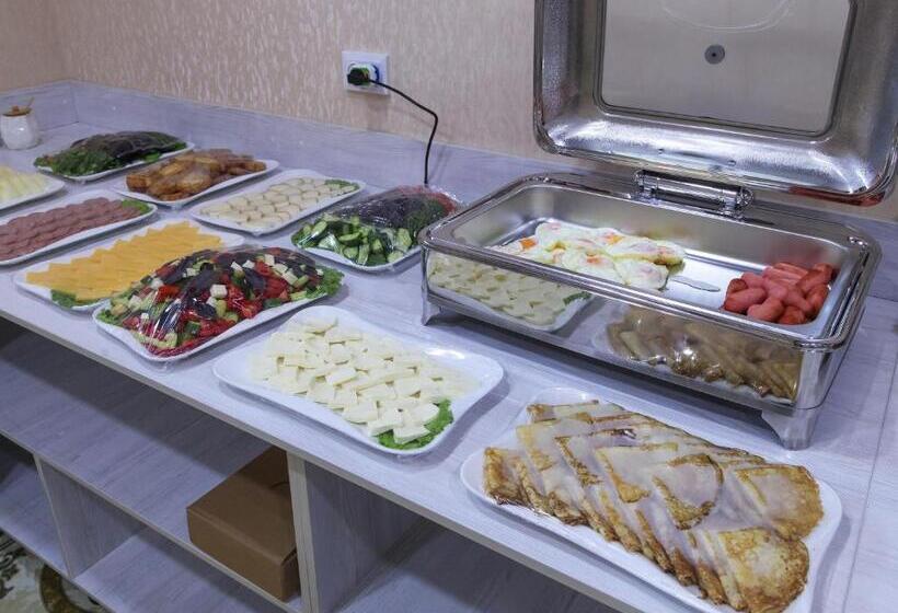 هتل Golden Minaret With Restaurant