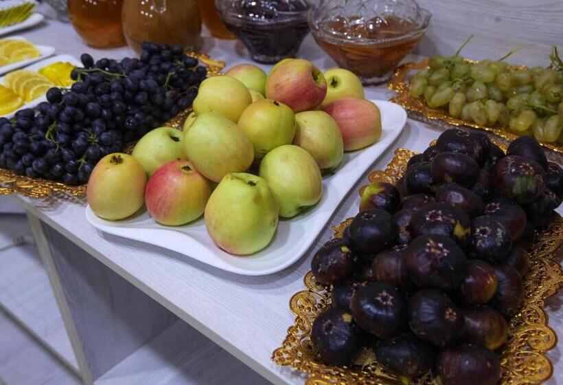 هتل Golden Minaret With Restaurant