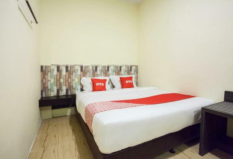 Отель Oyo 2361 Winston