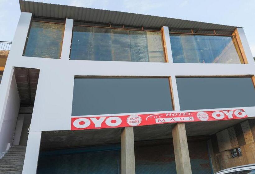 ホテル Oyo 87017  The Mars