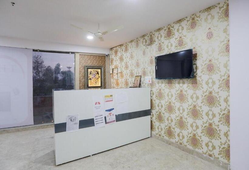 ホテル Oyo 87017  The Mars