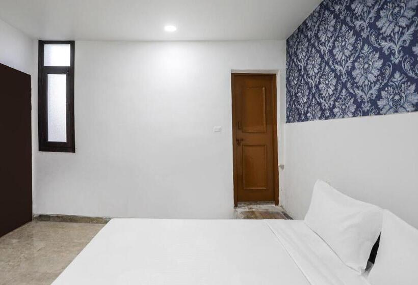 ホテル Oyo 87017  The Mars