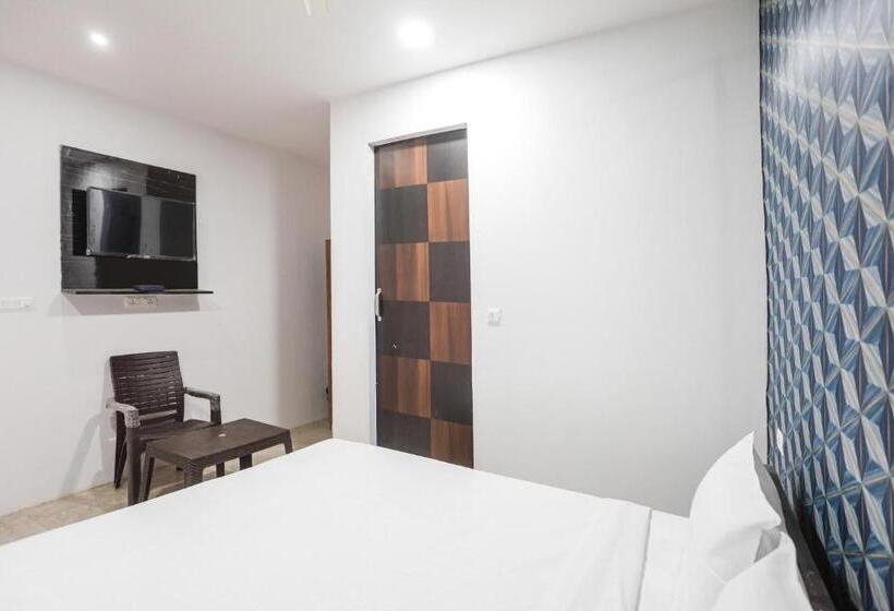 ホテル Oyo 87017  The Mars