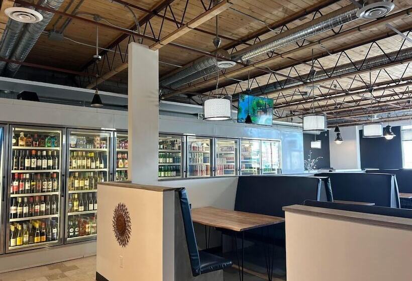 فندق Parkside Inn