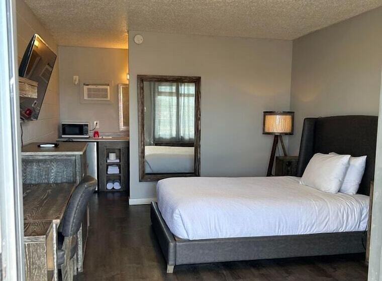 فندق Parkside Inn