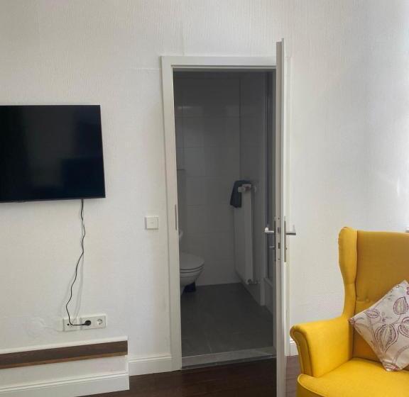 ホテル Pension Zur Fähre