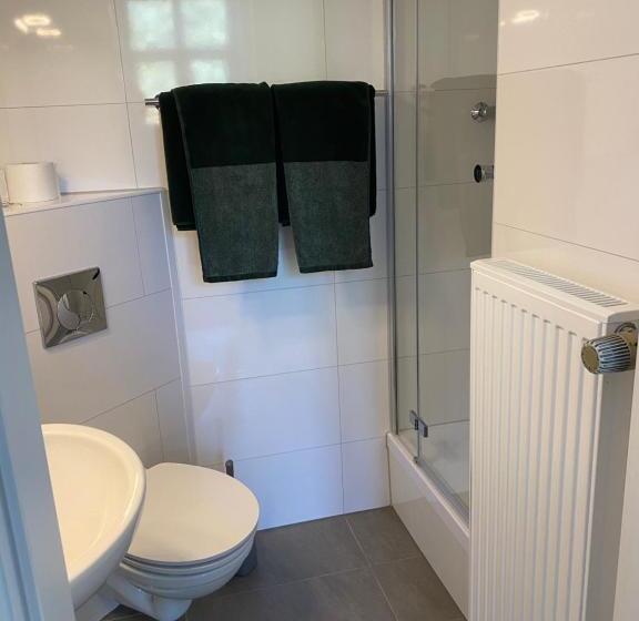 ホテル Pension Zur Fähre