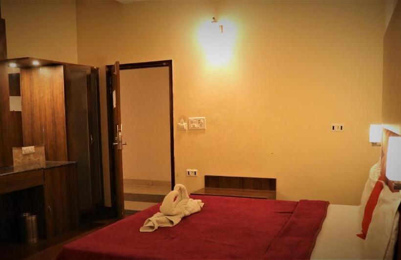 فندق Pushap Palace