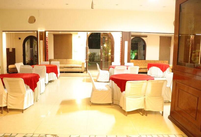 فندق Pushap Palace