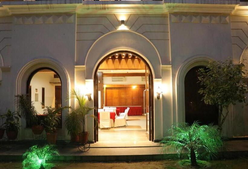 فندق Pushap Palace