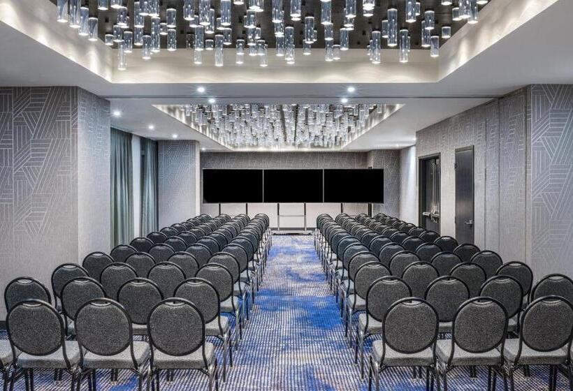 בית מלון כפרי Renaissance Oklahoma City Downtown Bricktown