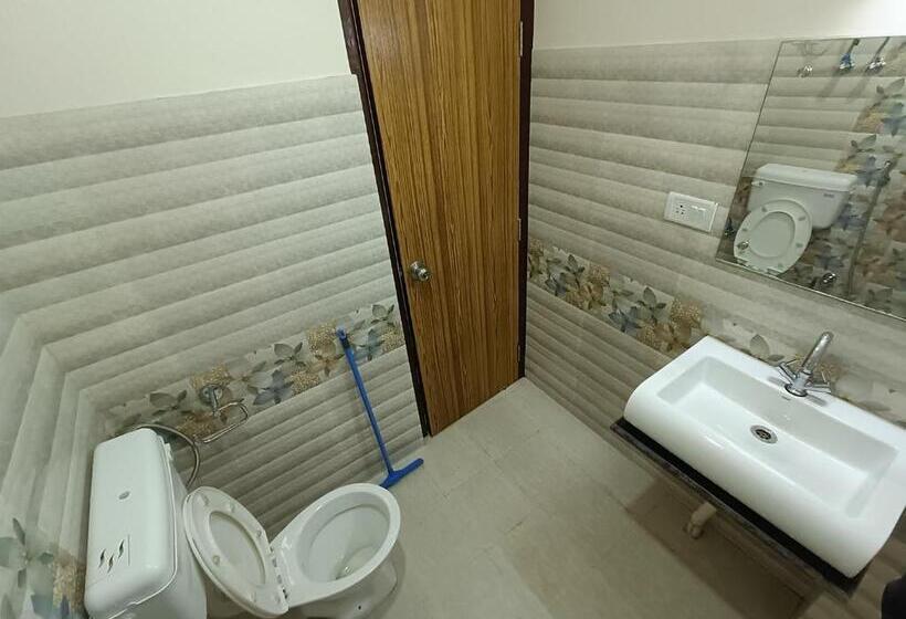 فندق Snow Drop Guest House