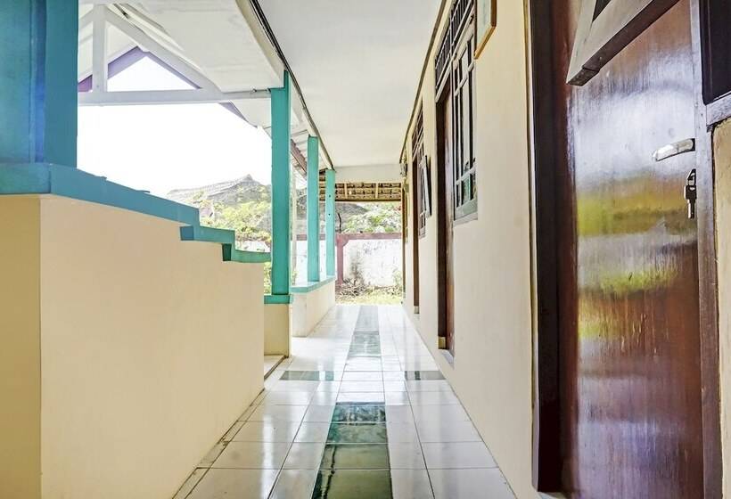 ホテル Spot On 90928 Wisma Asri Putra Syariah