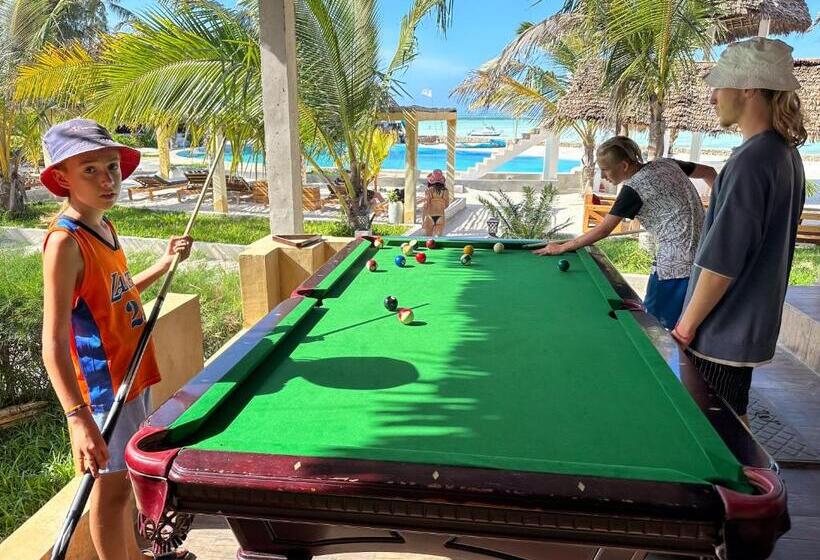 Jambo Beach Hotel Paje