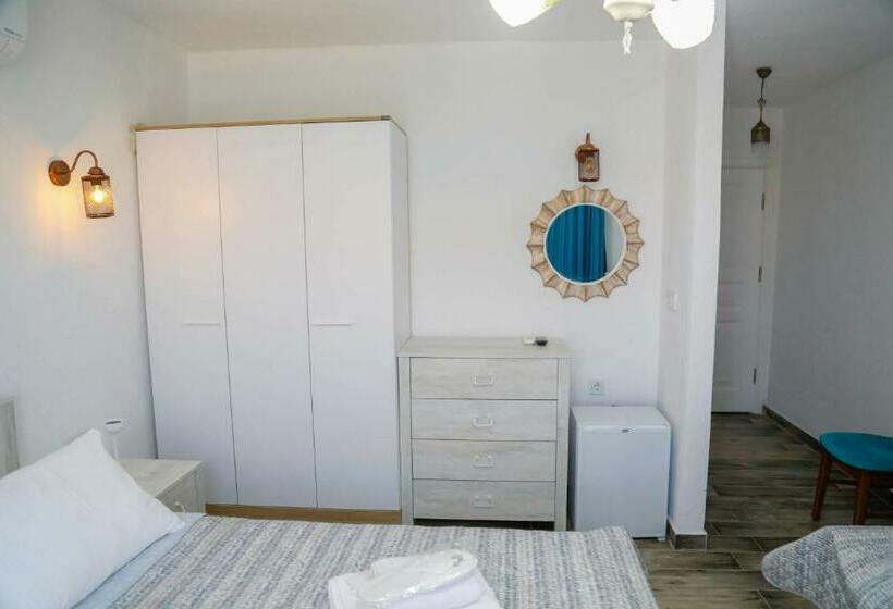 Kajavic Alaçatı Otel