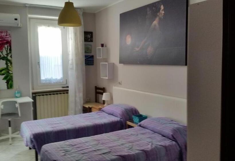 ペンション Affittacamere Il Giramondo