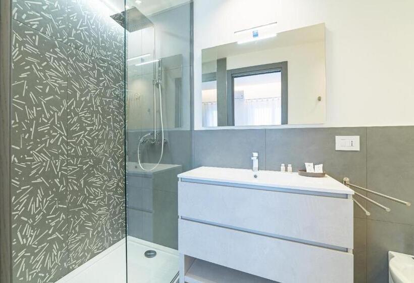 膳宿费 Fronte Etna