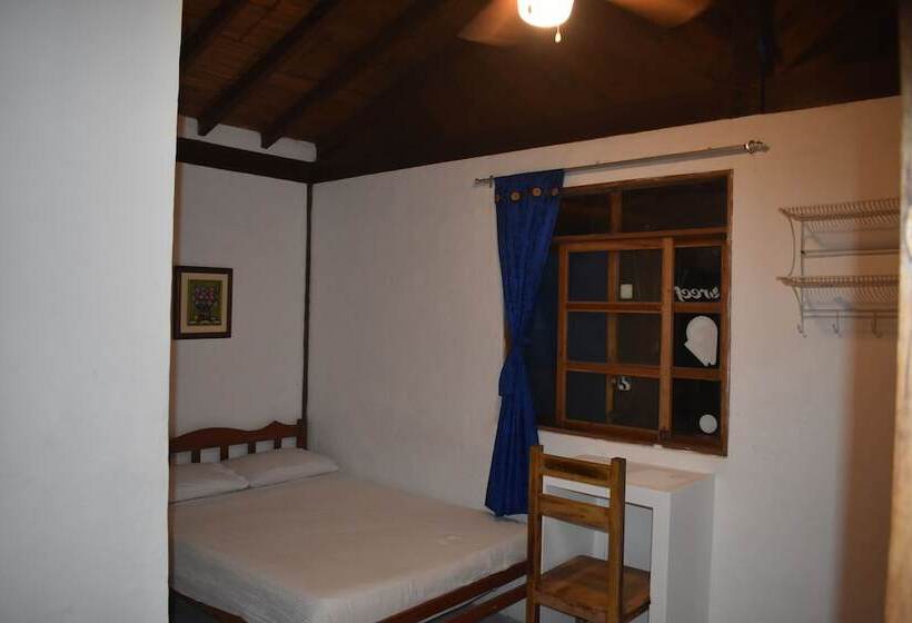 پانسیون Hostal Solemare