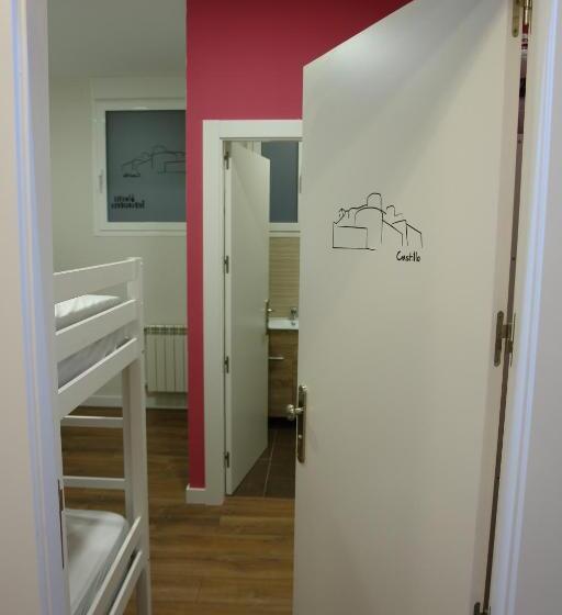 پانسیون Hostel Trovadores