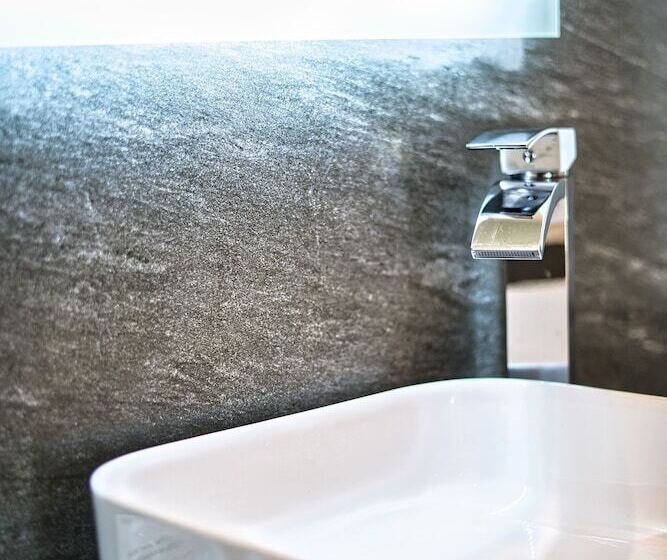 The Cove Boutique Hotel Adults Only