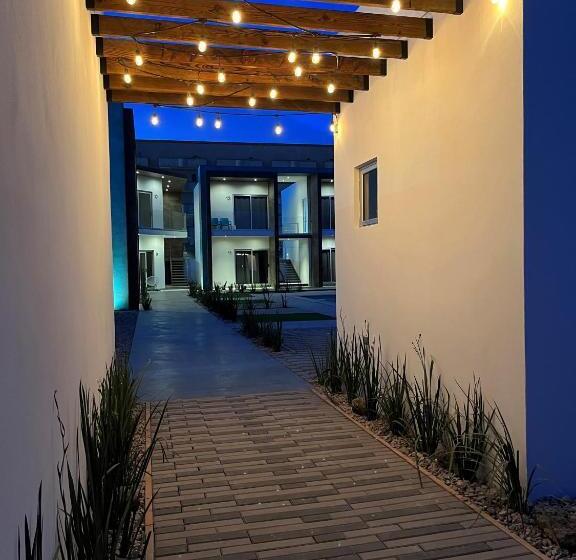 The Cove Boutique Hotel Adults Only