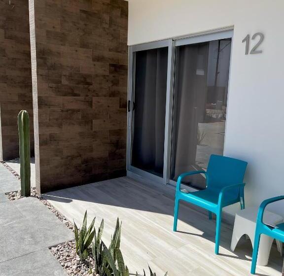 The Cove Boutique Hotel Adults Only