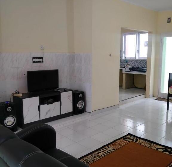 Villa Highland No 7 M Berastagi View