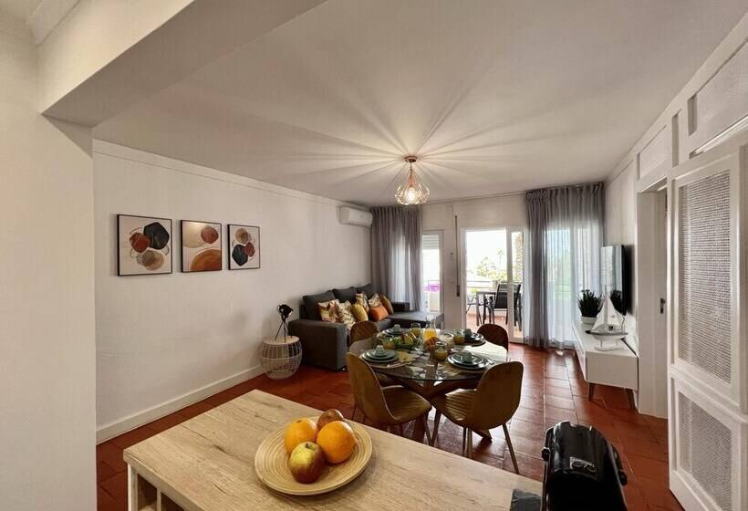 Armação De Pêra Brightness 2 With Pool By Homing