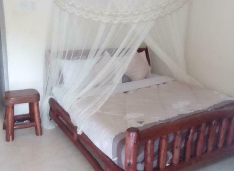 تختخواب و صبحانه Dream Jet Suites