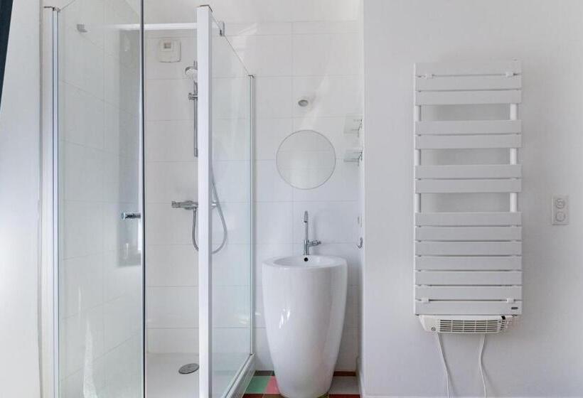 Belle Maison Familiale Contemporaine Avec Piscine